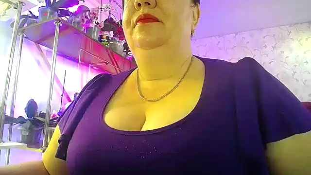  Sweet Woman online show from 25, 4, 2026
