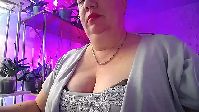  Sweet Woman online show from 27, 10, 2025