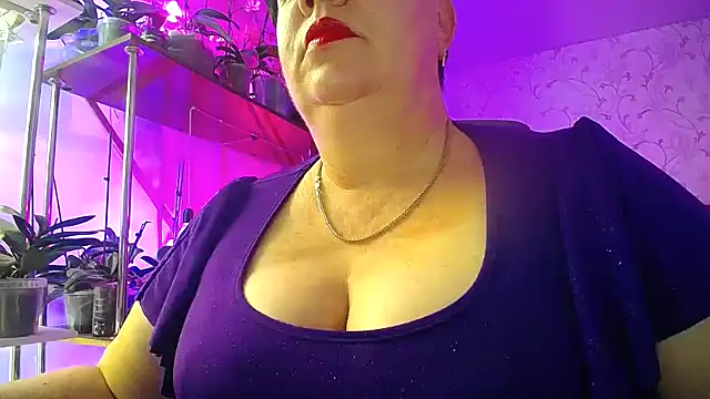  Sweet Woman online show from 21, 11, 2025