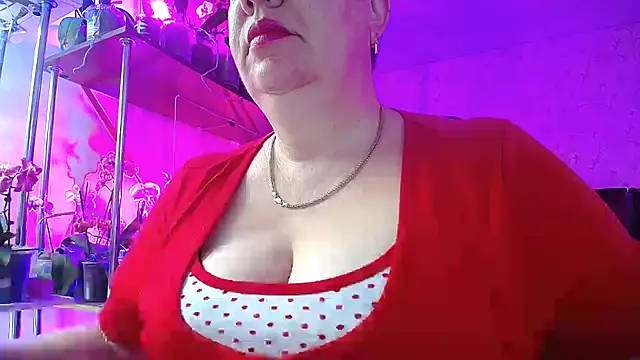  Sweet Woman online show from 23, 3, 2025