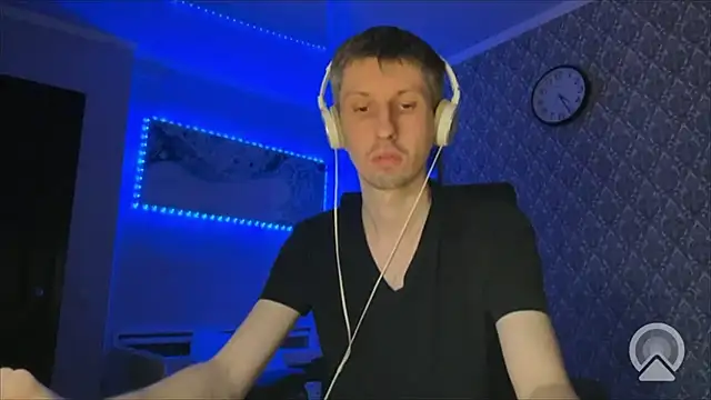 Aki-Laky online show from 13, 12, 2025