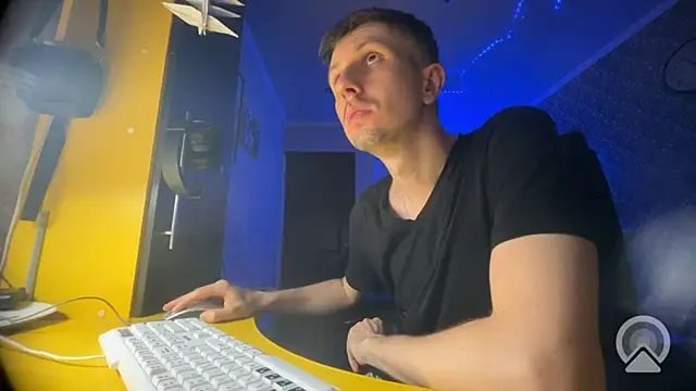 Aki-Laky online show from 10, 7, 2026