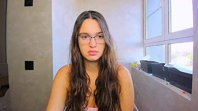 Snapshot of fancy_bunny chatting on 17, 9, 2025 fancy bunny online show from 17, 9, 2025