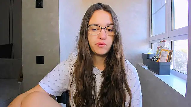 Snapshot of fancy_bunny chatting on 30, 9, 2025 fancy bunny online show from 30, 9, 2025