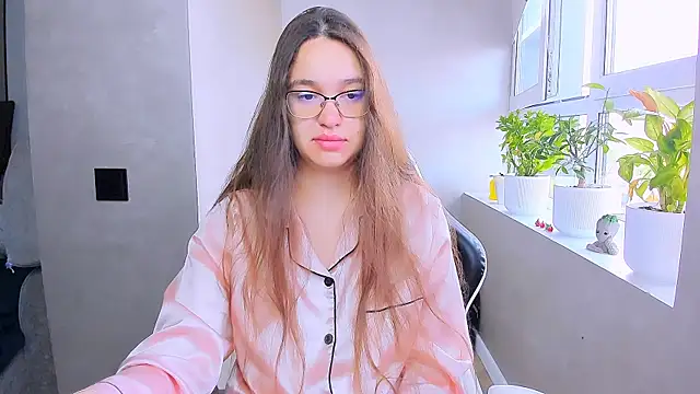fancy bunny online show from 19, 5, 2026