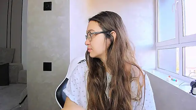 Snapshot of fancy_bunny chatting on 6, 11, 2025 fancy bunny online show from 6, 11, 2025