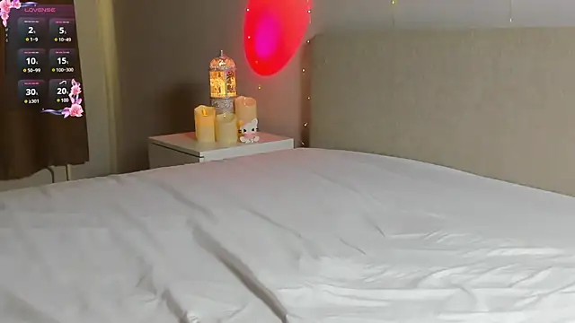 Emmanuelleee online show from 16, 3, 2025