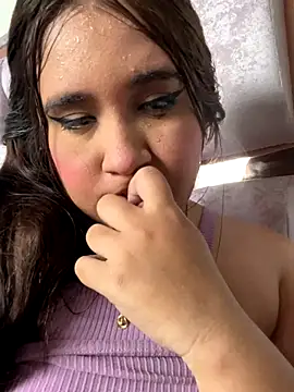 melyescobar online show from 10, 9, 2025