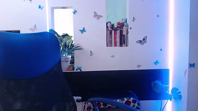 Lia-mitch online show from 18, 12, 2025