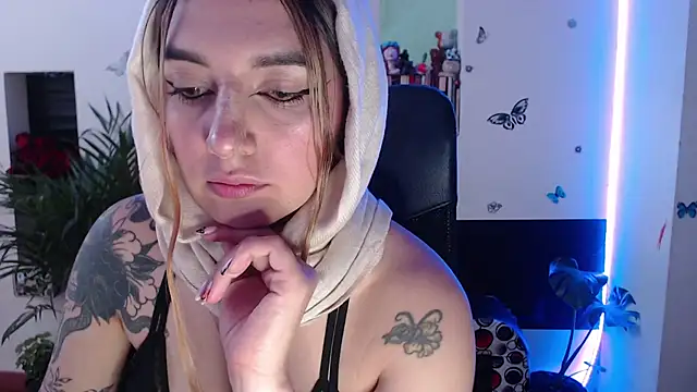 Lia-mitch online show from 27, 10, 2025