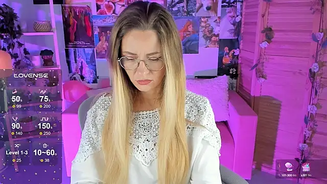 LadyIzabel online show from 10, 1, 2025