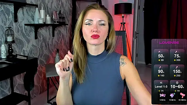 LadyIzabel online show from 16, 10, 2025