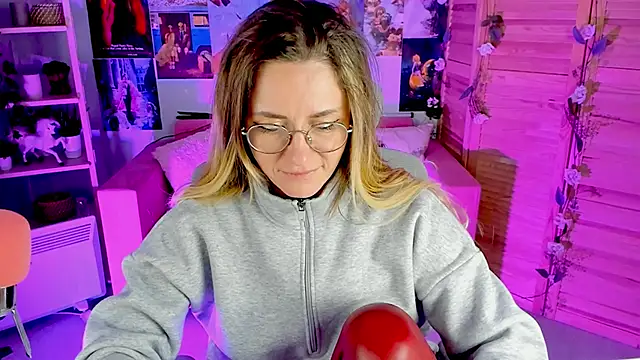 LadyIzabel online show from 28, 1, 2025