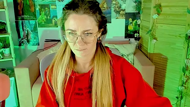 LadyIzabel online show from 30, 1, 2025