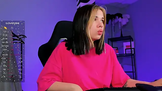 AliceSunday online show from 26, 10, 2025