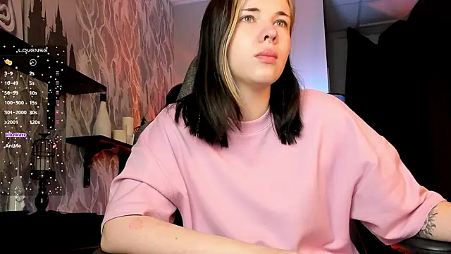 AliceSunday online show from 11, 11, 2025