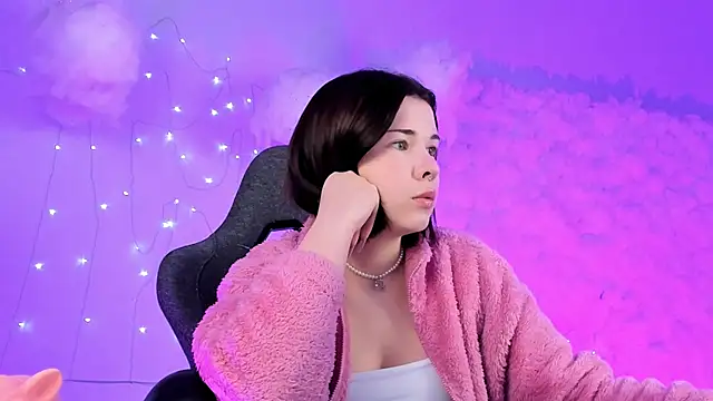 AliceSunday online show from 18, 3, 2025