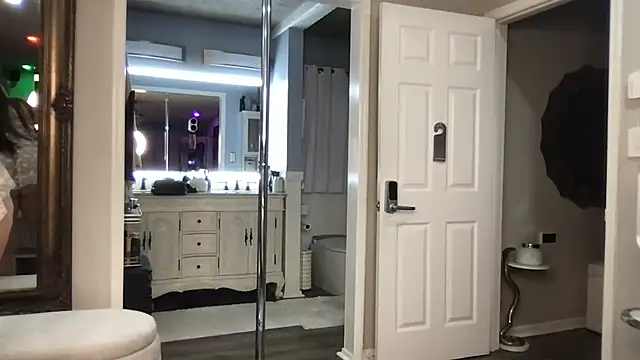 curvyfunlover online show from 6, 10, 2025