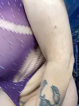 Snapshot of curvyfunlover chatting on 27, 4, 2026 curvyfunlover online show from 27, 4, 2026