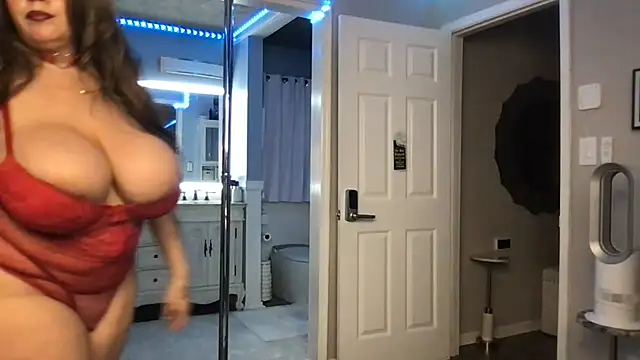 curvyfunlover online show from 28, 10, 2025