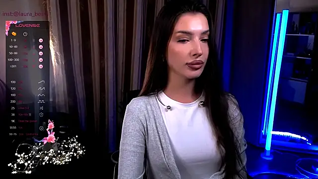 Laura Bess online show from 21, 12, 2025