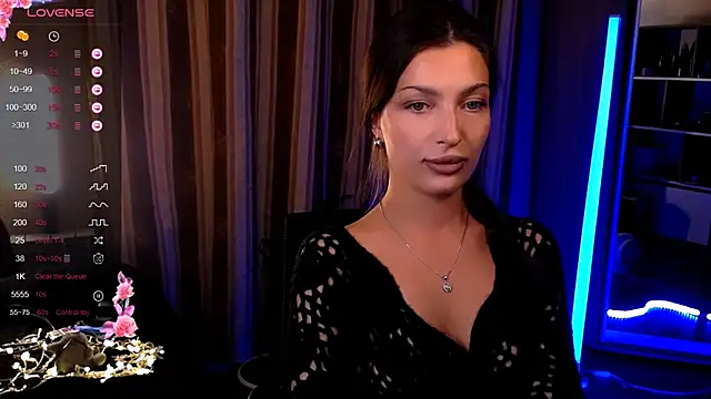 Laura Bess online show from 29, 9, 2025