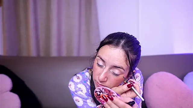 Sweet Sammy  online show from 26, 9, 2025