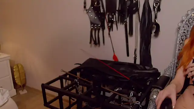 MinnieDrew online show from 18, 3, 2026