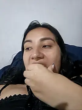 Snapshot of Hellen_Alex chatting on 1, 5, 2026 Hellen Alex online show from 1, 5, 2026