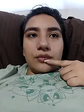 Snapshot of Hellen_Alex chatting on 4, 10, 2025 Hellen Alex online show from 4, 10, 2025