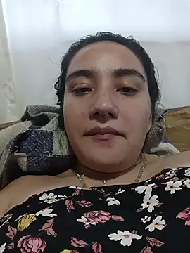 Snapshot of Hellen_Alex chatting on 8, 1, 2026 Hellen Alex online show from 8, 1, 2026