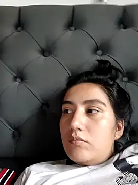 Snapshot of Hellen_Alex chatting on 4, 3, 2025 Hellen Alex online show from 4, 3, 2025