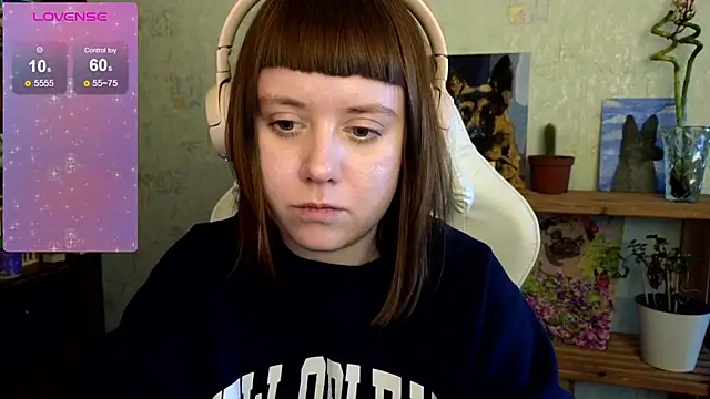 June shy0 online show from 31, 1, 2025