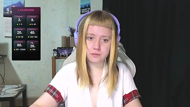 June shy0 online show from 29, 10, 2025