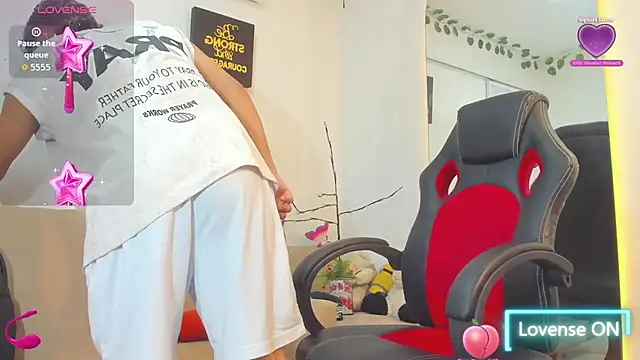 Snapshot of ryan_carter08 chatting on 26, 10, 2025 ryan carter08 online show from 26, 10, 2025