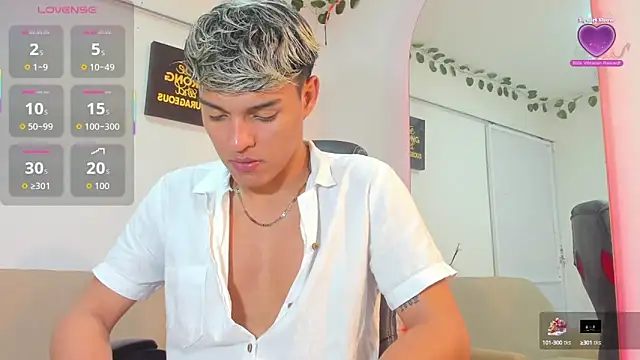 Snapshot of ryan_carter08 chatting on 21, 9, 2025 ryan carter08 online show from 21, 9, 2025