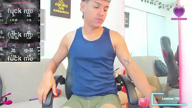 Snapshot of ryan_carter08 chatting on 23, 10, 2025 ryan carter08 online show from 23, 10, 2025