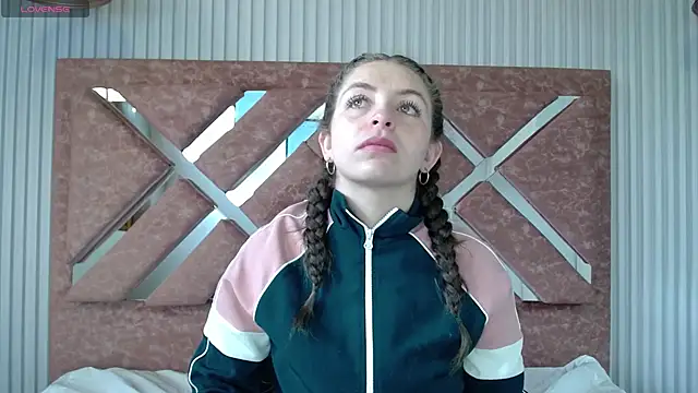  isaabellaa online show from 7, 4, 2026