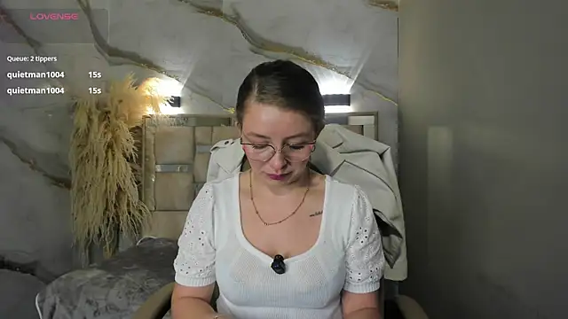 Snapshot of _isaabellaa chatting on 6, 7, 2026 isaabellaa online show from 6, 7, 2026