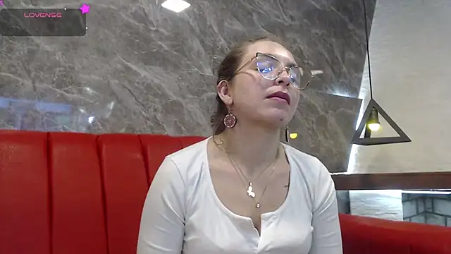  isaabellaa online show from 19, 3, 2025