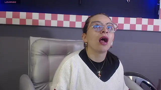  isaabellaa online show from 13, 3, 2025