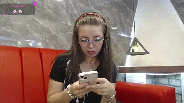  isaabellaa online show from 12, 3, 2025