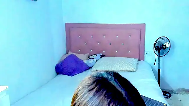 Criss Ariana online show from 21, 9, 2025