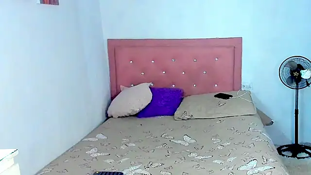 Criss Ariana online show from 4, 10, 2025