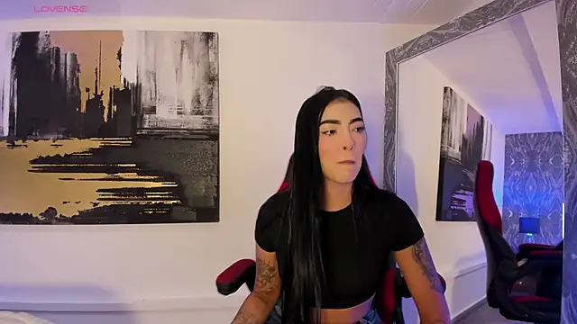 AriRobert  online show from 27, 10, 2025