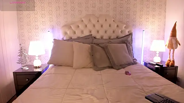 AriRobert  online show from 22, 12, 2025