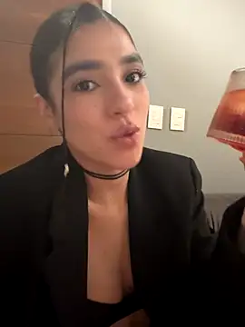 Snapshot of Olivia_Collins1 chatting on 30, 11, 2025 Olivia Collins1 online show from 30, 11, 2025