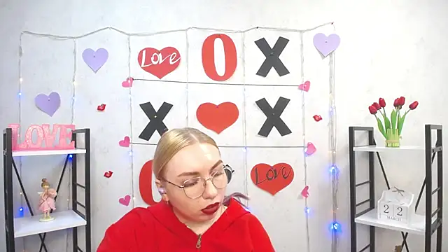 BeatriceFly online show from 22, 3, 2025