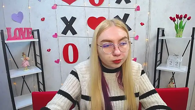 BeatriceFly online show from 22, 2, 2025