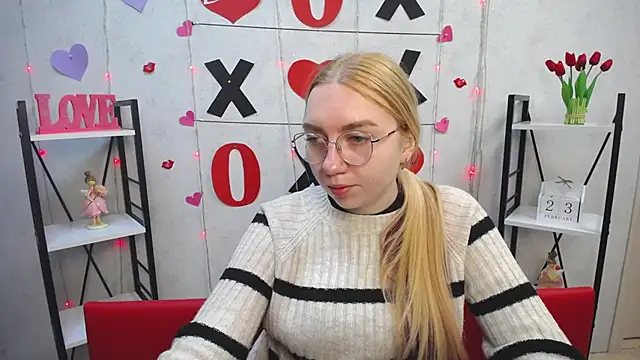 BeatriceFly online show from 23, 2, 2025